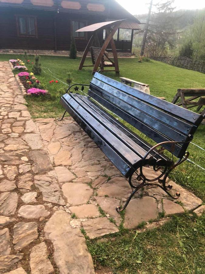 Villa Чорногірський Вітер Werchowyna Exterior foto